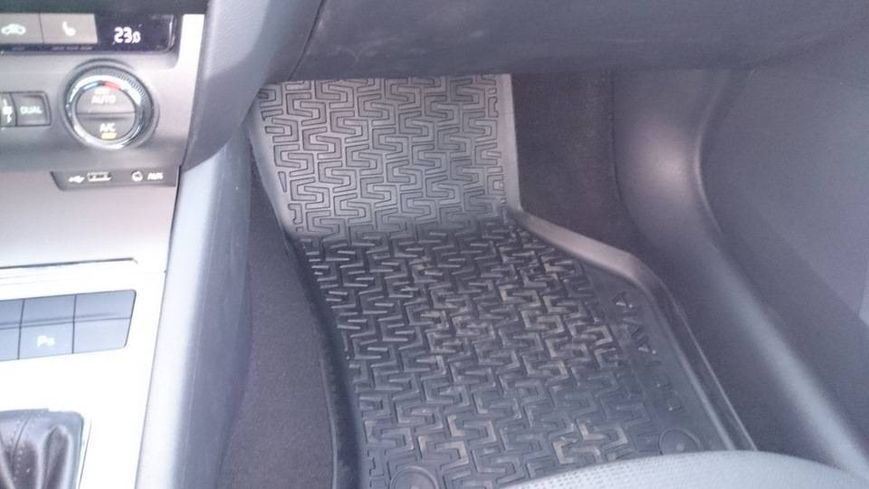 Килимки для Skoda Octavia A7 2013-2019 VAG 5E1061550 35752 фото