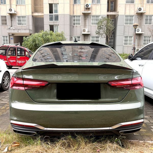 Спойлер бленда заднего окна на Audi A5 2015-2024 Sportback черный глянец 522888 фото