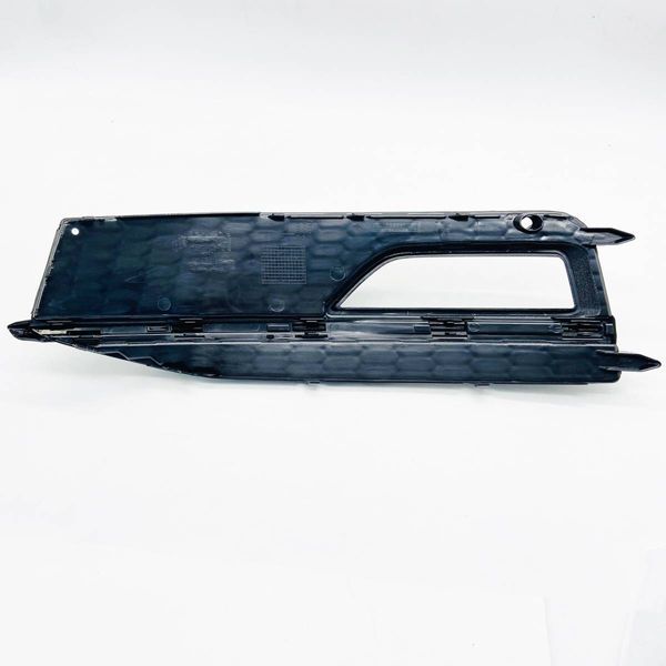 Решетки переднего бампера на Audi A4 B8 2011-2015 S-Line черные 425958 фото