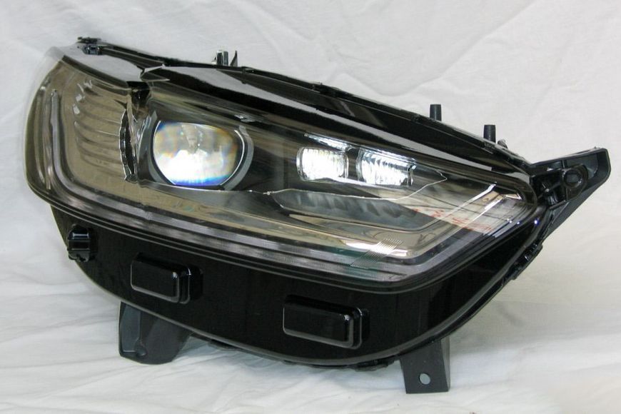 Передние фары на Ford Mondeo, Fusion 2012-2017 HID Headlight 430432 фото