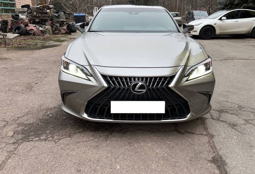Решетка радиатора на Lexus ES 2021- Normal Gray под камеру 430225 фото