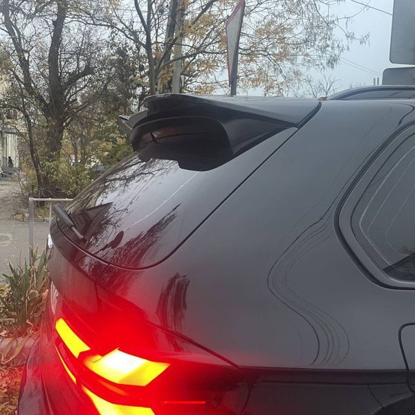 Спойлер на BMW X5 E70 2008-2013 стиль Paradigma чорний глянець 431096 фото Спойлер на BMW X5 E70 2008-2013 стиль Paradigma чорний глянець 431096 фото