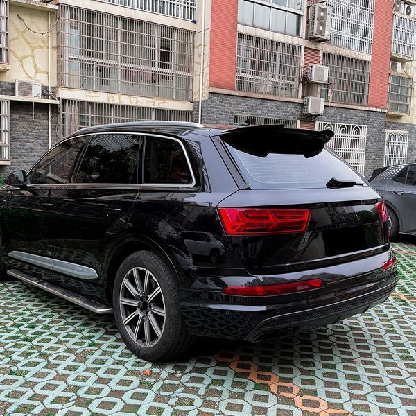 Спойлер на Audi Q7 2015- S-line чорний глянець 522811 фото Спойлер на Audi Q7 2015- S-line чорний глянець 522811 фото