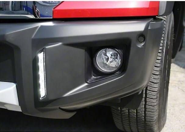 Накладка переднього бампера на Toyota Tundra 2013- з DRL AirDesign TO01A04 317131 фото