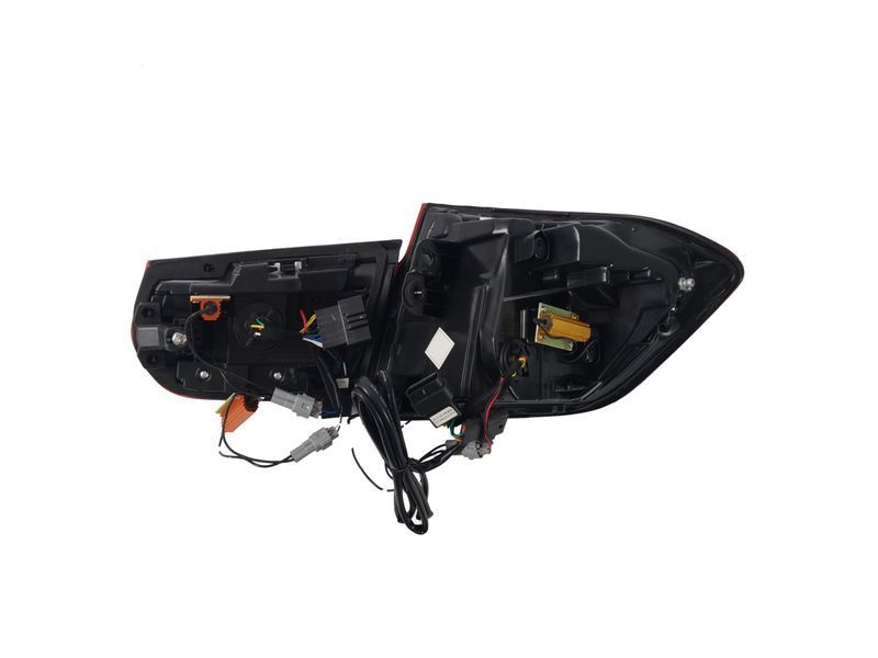 Задние фонари CS Red (V1) на BMW 3 F30, F31 2011-2018 429531 фото Задние фонари CS Red (V1) на BMW 3 F30, F31 2011-2018 429531 фото