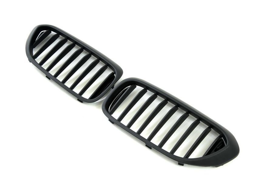 Решітка радіатора на BMW 5 G30, G31 2017-2020 Black Matt 429006 фото Решітка радіатора на BMW 5 G30, G31 2017-2020 Black Matt 429006 фото