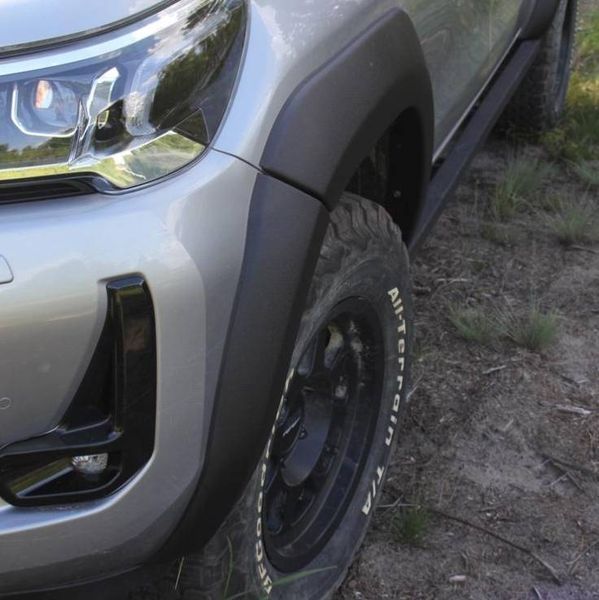 Розширювачі колісних арок Toyota Hilux 2020- EGR OE Style FF239610 317307 фото
