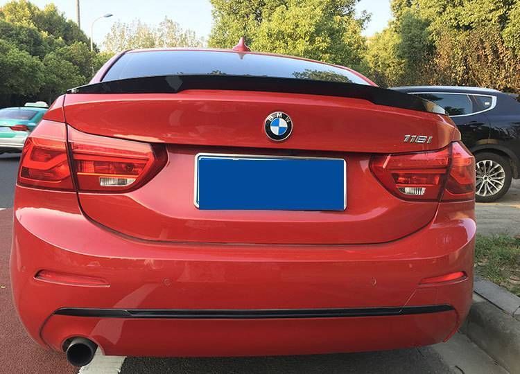 Спойлер на BMW 1 F52 2017- чорний глянець 355134 фото