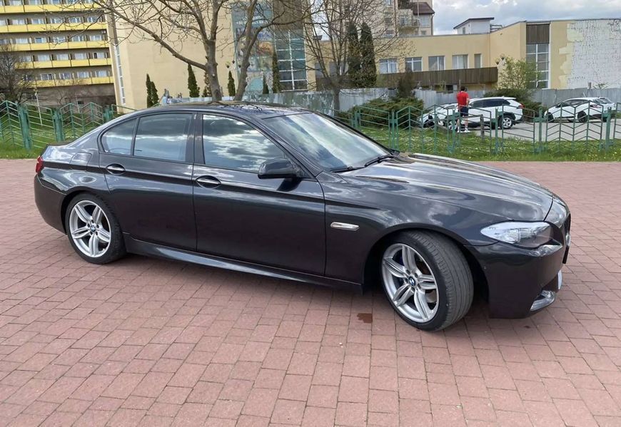 Передній бампер на BMW 5 F10, F11 2010-2017 M Sport Paket 428666 фото