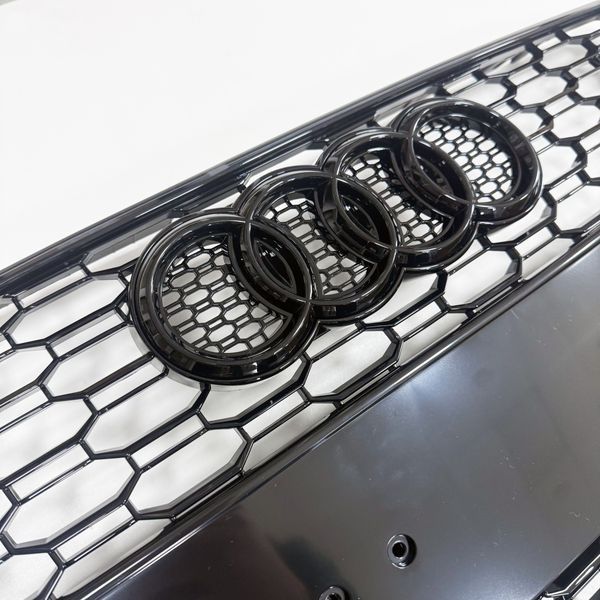 Решітка радіатора на Audi A4 B9 2015-2019 стиль RS4 Black 427275 фото