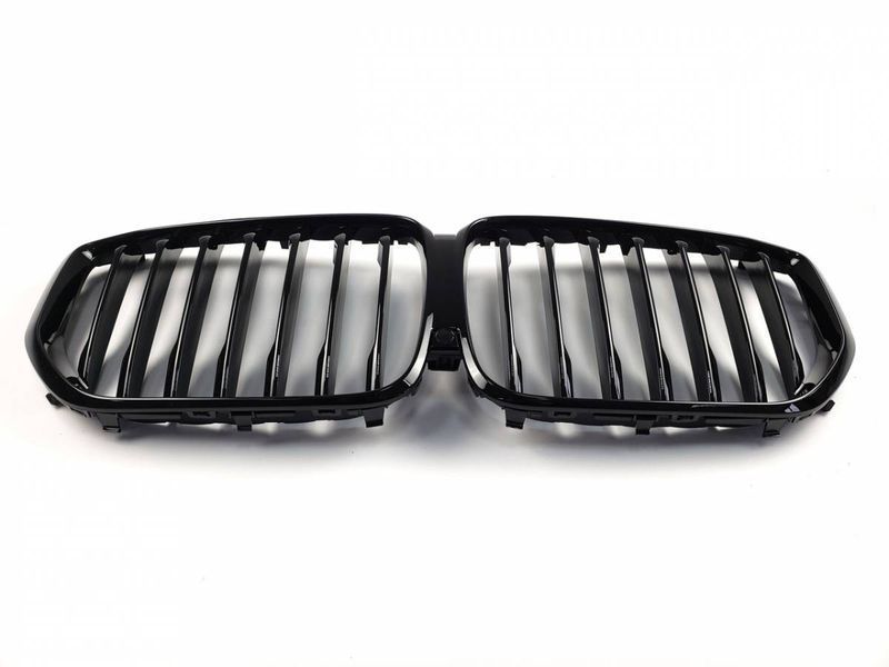 Решітка радіатора на BMW X5 G05 2018-2022 Black 172901 фото Решітка радіатора на BMW X5 G05 2018-2022 Black 172901 фото