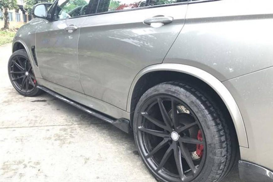 Карбонові дифузори на пороги для BMW X5M F85, X6M F86 2013-2019 Під замовлення 414907 фото