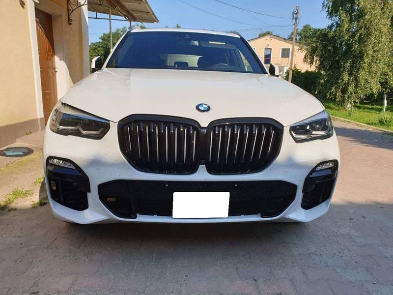 Решітка радіатора на BMW X5 G05 2018-2022 Black V1 428991 фото Решітка радіатора на BMW X5 G05 2018-2022 Black V1 428991 фото
