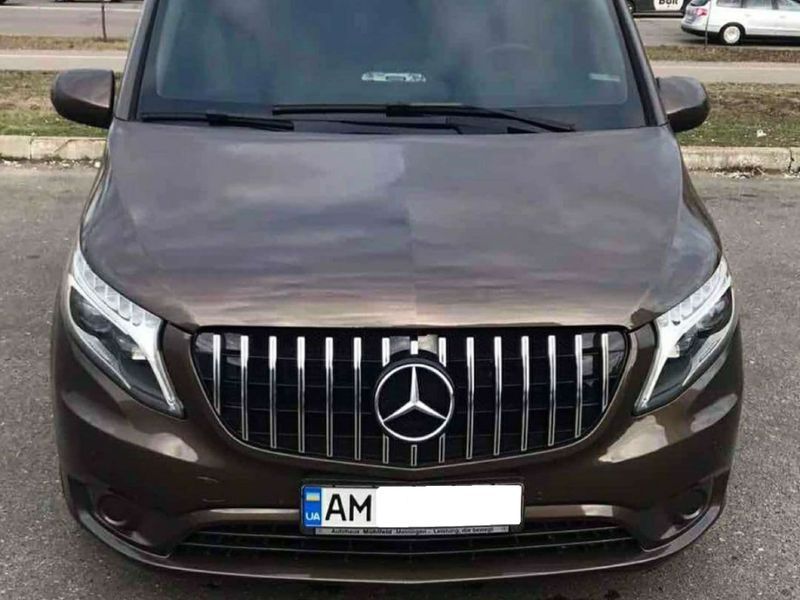 Решетка радиатора Chrome Black GT на Mercedes Vito W447 2014-2019 427617 фото
