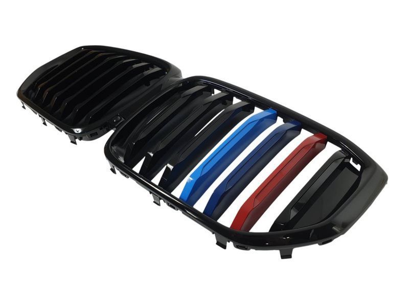Решітка радіатора на BMW X5 G05 2023- M-color 430769 фото Решітка радіатора на BMW X5 G05 2023- M-color 430769 фото