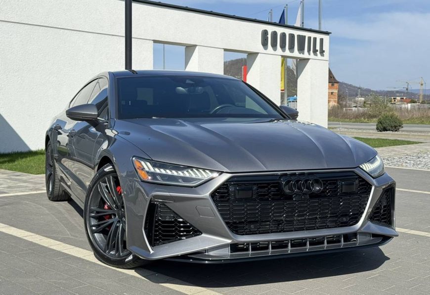 Передній бампер на Audi A7 2017-2023 стиль RS7 під радари RSU 428686 фото Передній бампер на Audi A7 2017-2023 стиль RS7 під радари RSU 428686 фото