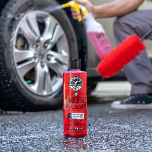 Очиститель для колес Chemical Guys Diablo Gel Oxygen Infused Foam Wheel and Rim Cleaner 473мл 408721 фото