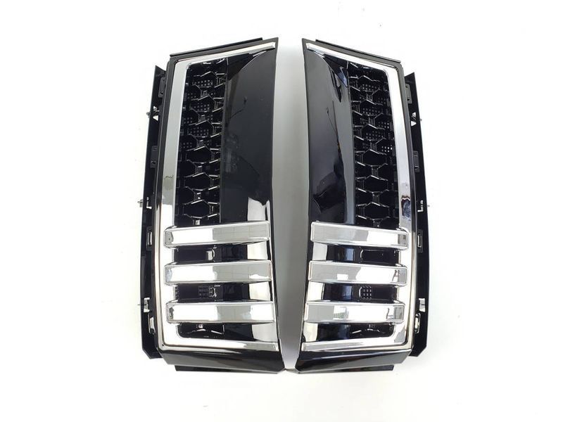 Решітка радіатора на Land Rover Range Rover 2010-2013 + жабри Chrome Black 429982 фото