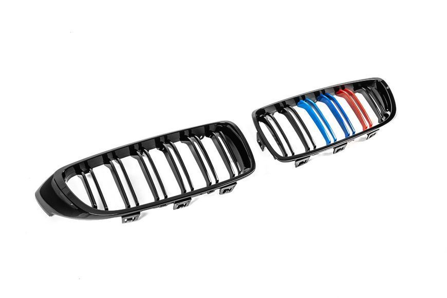 Решітка радіатора на BMW 4 F32, F33 2013-2020 M-Look Black 240905 фото Решітка радіатора на BMW 4 F32, F33 2013-2020 M-Look Black 240905 фото
