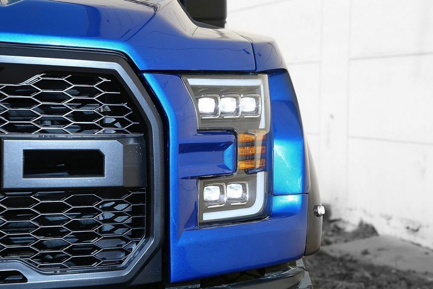 Альтернативная оптика передняя на Ford F-150 Raptor 2014-2017 LED Nova series Alpha-Black 242534 фото Альтернативная оптика передняя на Ford F-150 Raptor 2014-2017 LED Nova series Alpha-Black 242534 фото