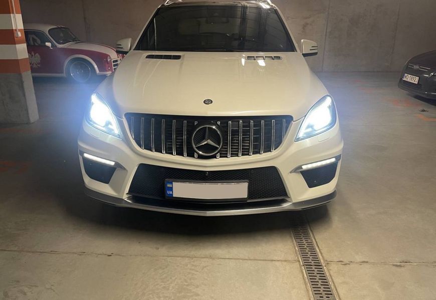 Комплект обвеса передний и задний бампер на Mercedes ML-class W166 2011-2015 в стиле ML63 AMG 428585 фото