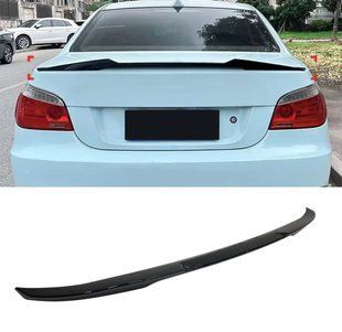 Спойлер на BMW 5 E60 2003-2010 M4 чорний глянець 522326 фото