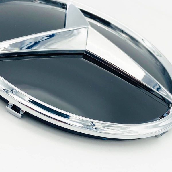 Емблема в решітку радіатора Mercedes W447 2019-2021 A0008800300 Хром 522682 фото