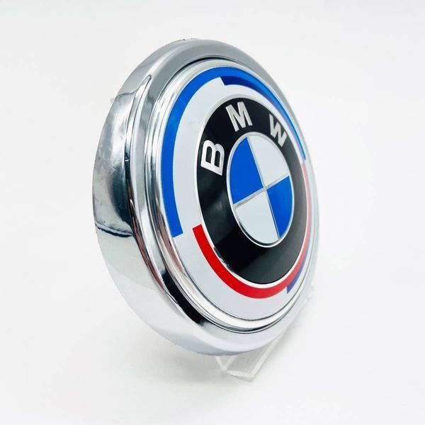 Автологотип эмблема BMW X5 F15, X6 F16 2013-2018 50 years M задняя 425633 фото Автологотип эмблема BMW X5 F15, X6 F16 2013-2018 50 years M задняя 425633 фото