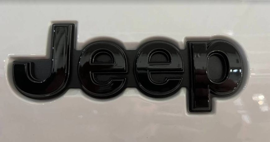 Автологотип эмблема Jeep Grand Cherokee 2013-2021 черный глянец 185x62мм на крышку багажника 5UY60DX8AA 354100 фото