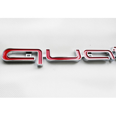 Автологотип шильдик емблема Quattro на решітку радіатора в стилі RS для Audi A1, A3, A4, A5, A6, A7, Q3, Q5, Q7 red