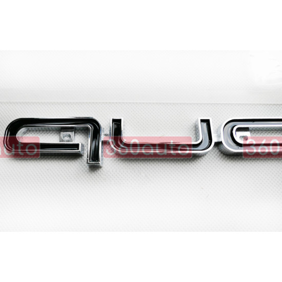Автологотип шильдик емблема Quattro на решітку радіатора в стилі RS для Audi A1, A3, A4, A5, A6, A7, Q3, Q5, Q7