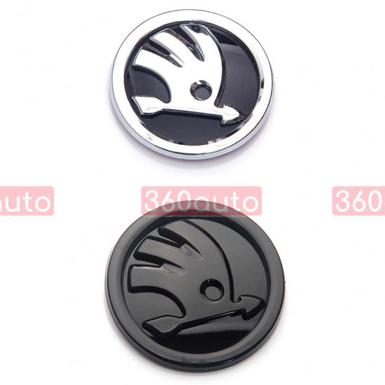 Автологотип шильдик эмблема Skoda черная с хромом нового образца 5JD853621A 80мм Emblems 163592