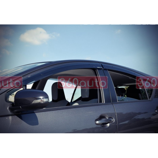 Дефлекторы окон на Toyota Prius C 2012-2019 Premium Series | Ветровики WELLvisors 3-847TY031