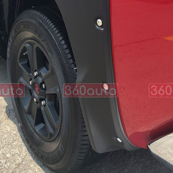 Расширители колесных арок на Toyota Tundra 2013- с бризговиками AirDesign TO01A10
