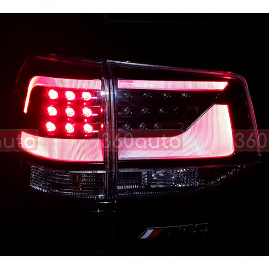 Задня оптика на Toyota Land Cruiser 200 2016- Executive Black