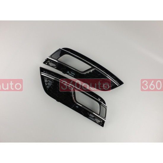 Решетки переднего бампера на Audi A4 B8 2011-2015 в стиле RS Black Silver A4-RS0152