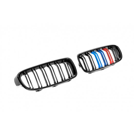 Решітка радіатора на BMW 3 F30, F31 2012-2019 чорний глянець М стиль BMW-F30153