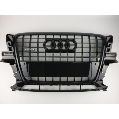 Решетка радиатора на Audi Q5 2008-2012 черная стиль S-Line Q5-S082