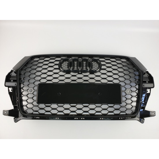Решітка радіатора на Audi Q3 2014-2018 чорна стиль RS Q3-RS162