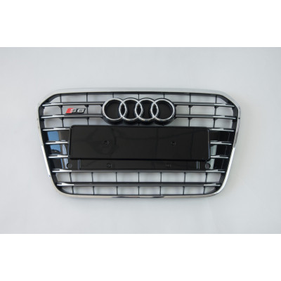 Решітка радіатора на Audi A6 C7 2012-2015 чорна з хромом стиль S-Line A6-S131