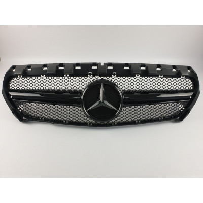Решітка радіатора на Mercedes CLA-class W117 2013-2017 AMG чорна MB-W117151