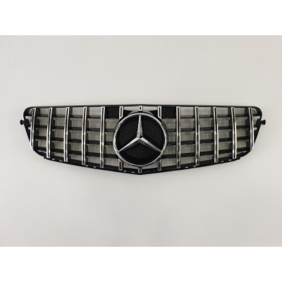 Решетка радиатора на Mercedes C-class W204 2007-2014 GT чорная с хромом Restal MB-W204063