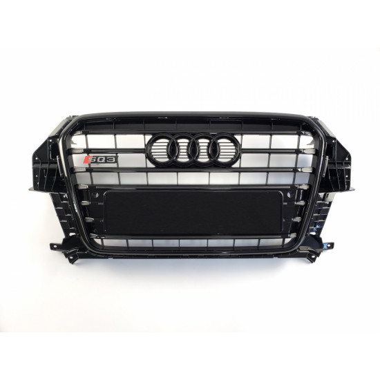 Решітка радіатора на Audi Q3 2011-2014 чорна стиль S-Line Q3-S133