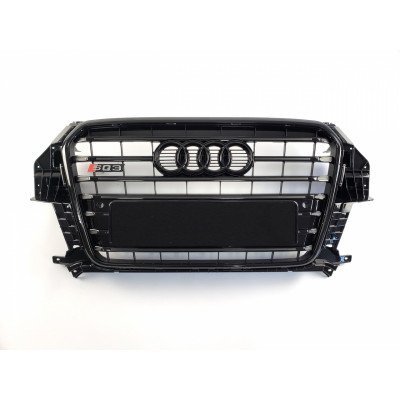 Решетка радиатора на Audi Q3 2011-2014 чорная в стиле S-Line Restal Q3-S133