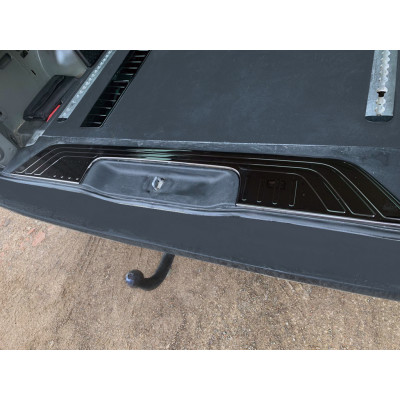 Mercedes Vito / V W447 2014↗ гг. Накладка на порог багажника Черный Хром (нерж)