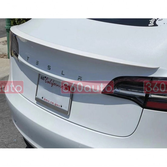 Спойлер на Tesla Model 3 2017- Perfomance білий перламутр