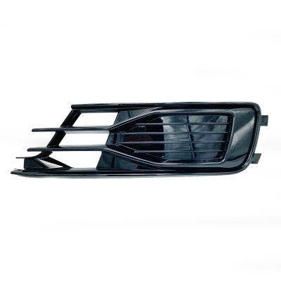 Решітка переднього бампера на Audi A6 C7 2014-2018 ліва 4g0807681 чорний глянець