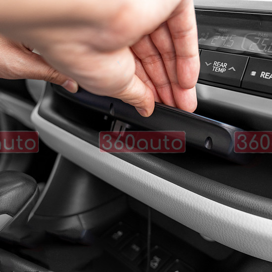 Безпровідна зарядка для Toyota Highlander 2013- XU50