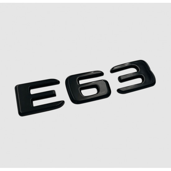 Автологотип шильдик эмблема надпись Mercedes E63 black