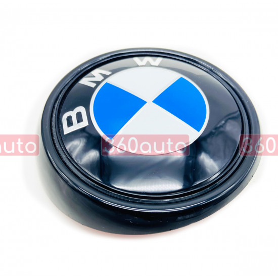 Автологотип емблема BMW X3 F25 2010-2017 синьо-біла задня чорний подіум